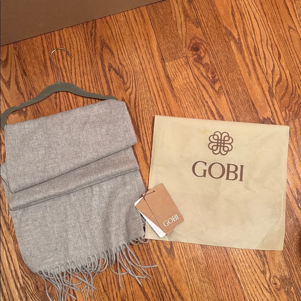 Gray 100% cashmere Women's Scarf